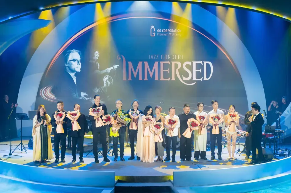 Sir Niels Lan Doky biểu diễn ấn tượng cùng nghệ sĩ Việt